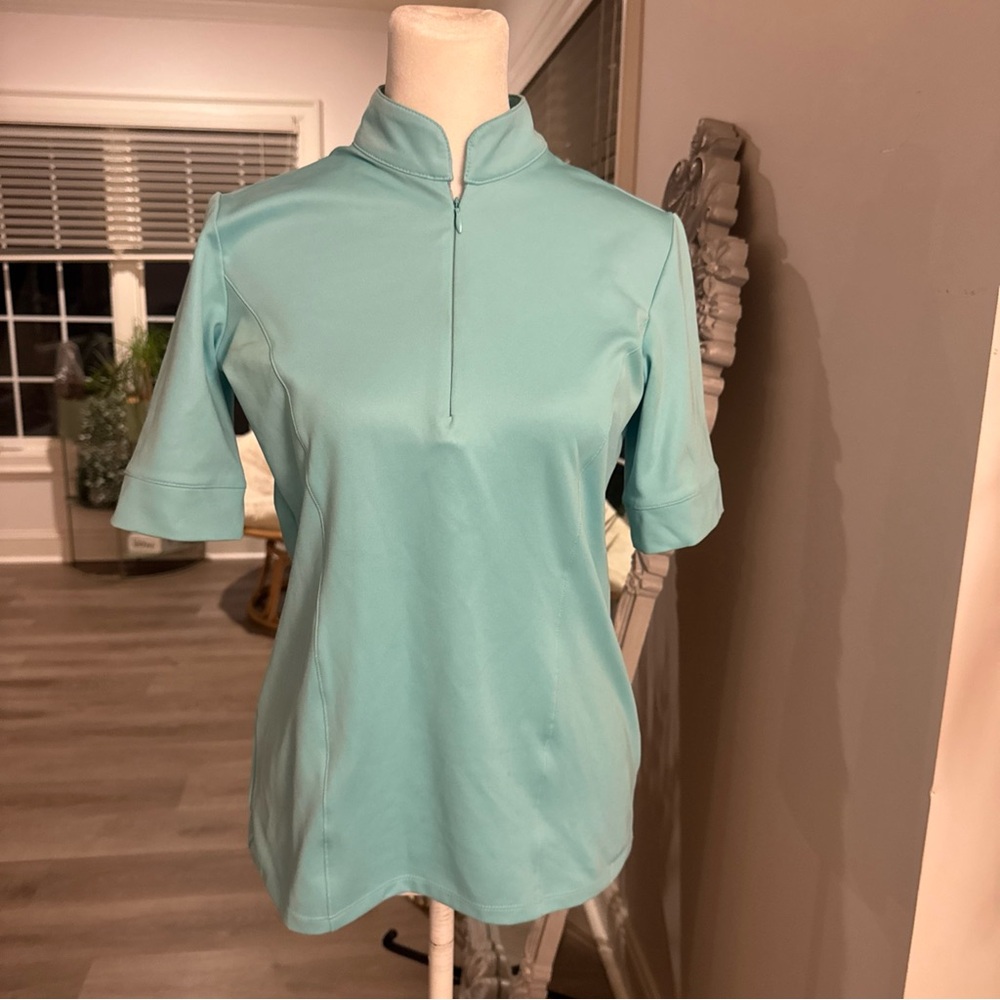 Sport Haley Light Blue Short Sleeve Top